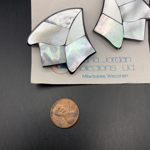 Karla Jordan Pendant Necklace Pierced Earrings Set Mother of Pearl Big Vintage - Picture 9 of 10